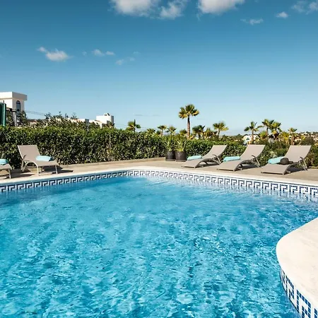 וילה Silva By Algarve Holidays אלבופיירה