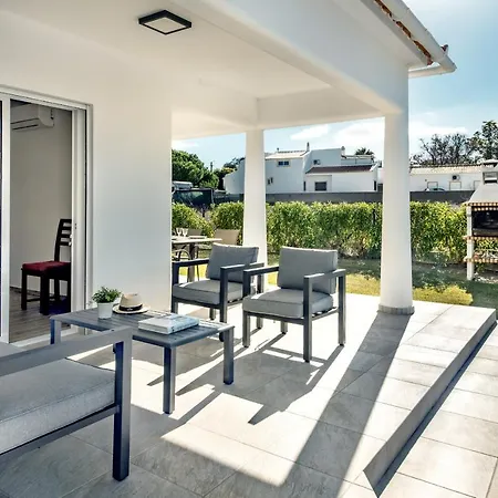 וילה Silva By Algarve Holidays אלבופיירה